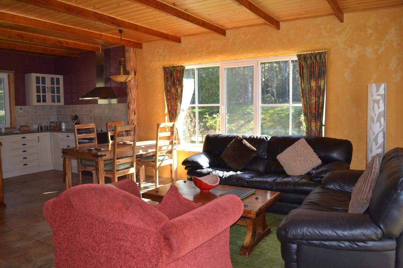 Whispering Spirit Holiday Cottages & Mini Ponies Franklin Luaran gambar